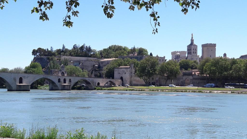 Appart Ensoleille Proche Remparts Avinyon Dış mekan fotoğraf